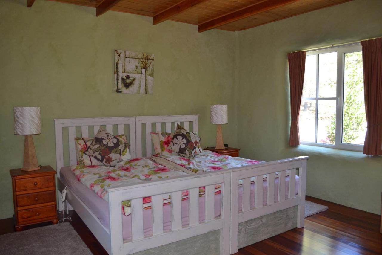 Whispering Spirit Holiday Cottages & Mini Ponies Franklin 외부 사진
