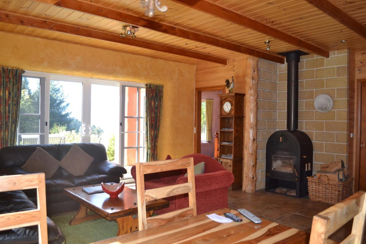 Whispering Spirit Holiday Cottages & Mini Ponies Franklin 외부 사진